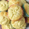 Delicious lemon ricotta breakfast muffins, fluffy and light, ideal for brunch.